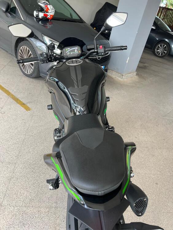 Kawasaki Z 900 Performance (2021 - 24) (4)