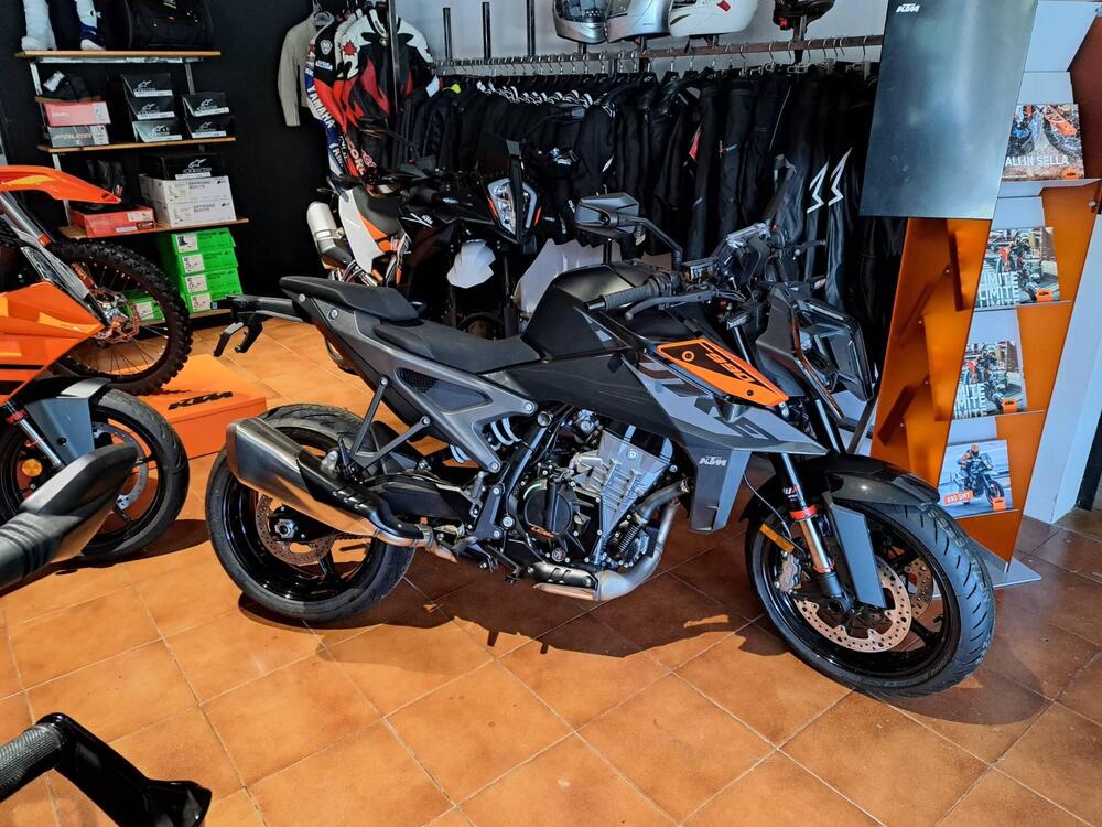 KTM 990 Duke (2024 - 26)