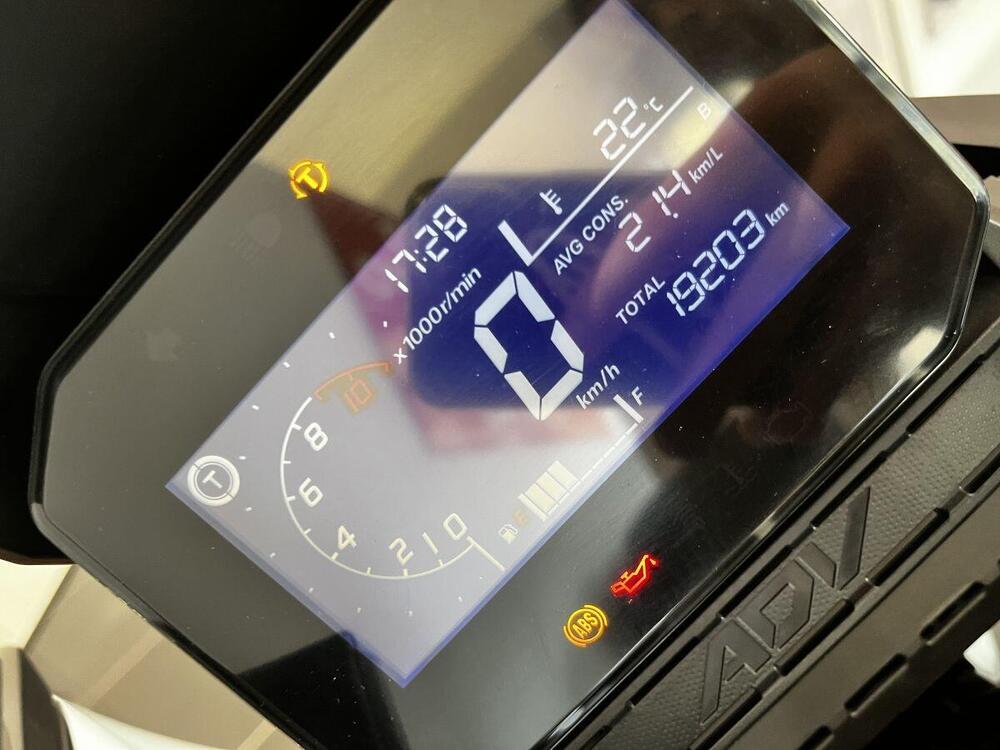 Honda ADV 350 (2022 - 24) (3)