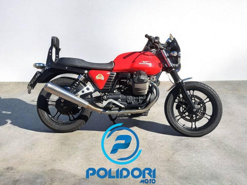 Moto Guzzi V7 II Stone (2015 - 17)