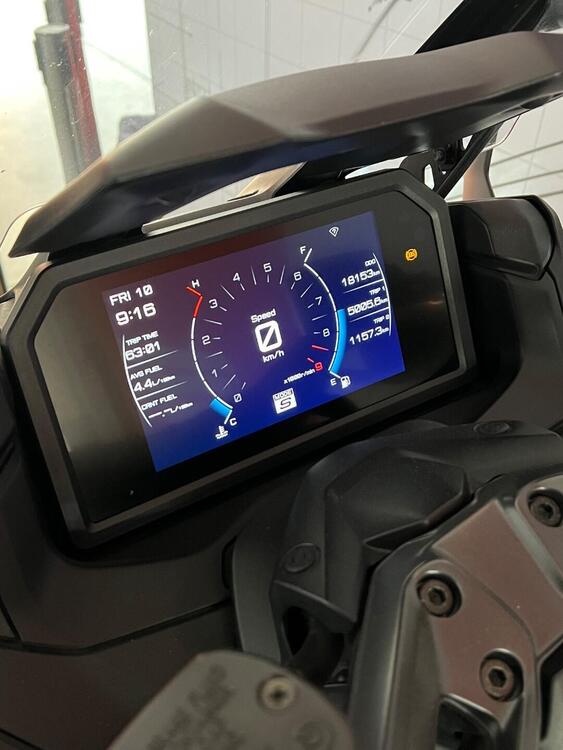 Yamaha T-Max 560 (2022 - 24) (5)