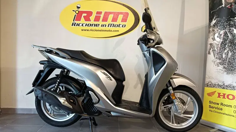 Honda SH 150i (2017 - 19) (2)
