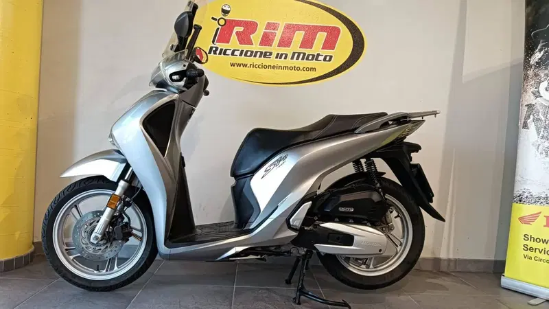 Honda SH 150i (2017 - 19) (4)