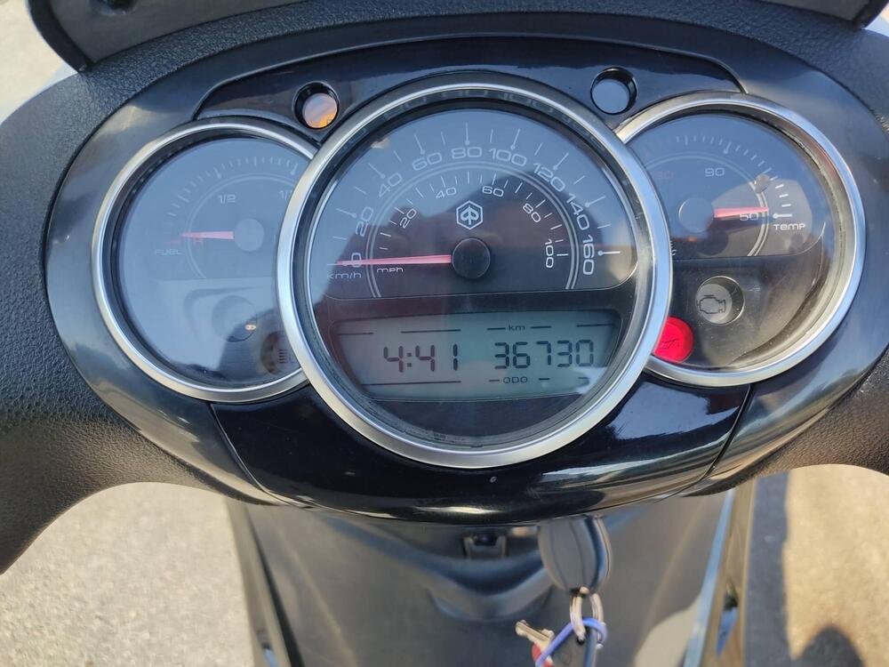 Piaggio Beverly 300 S i.e. (2015 - 16) (3)