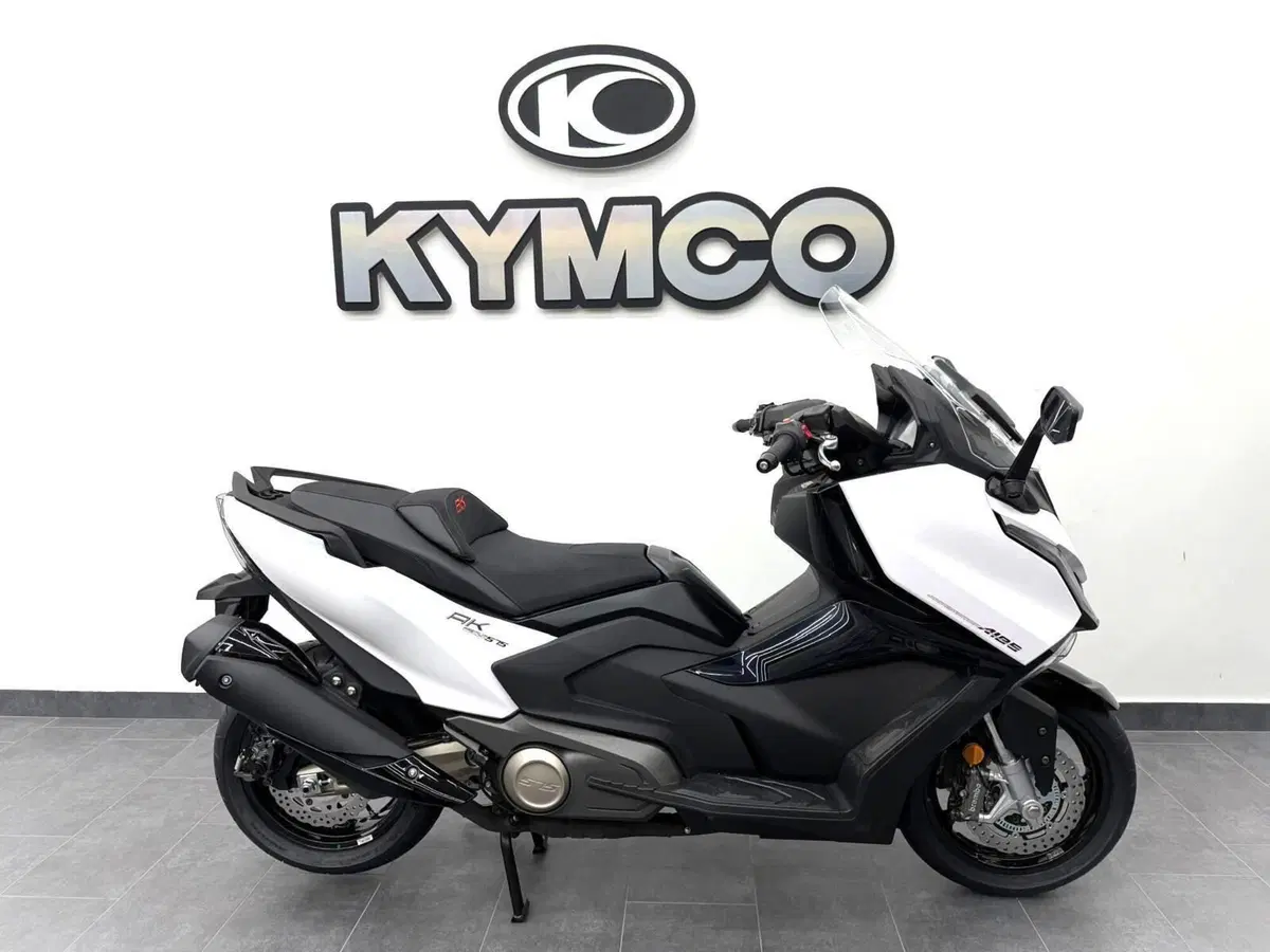 Kymco AK 575 Premium (2025 - 26)