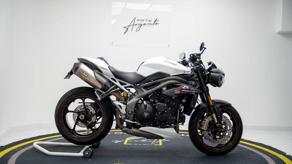Triumph Speed Triple 1050 RS (2018 - 20) (2)
