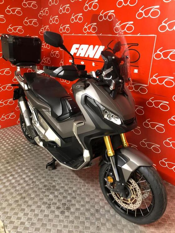 Honda X-ADV 750 (2017) (2)