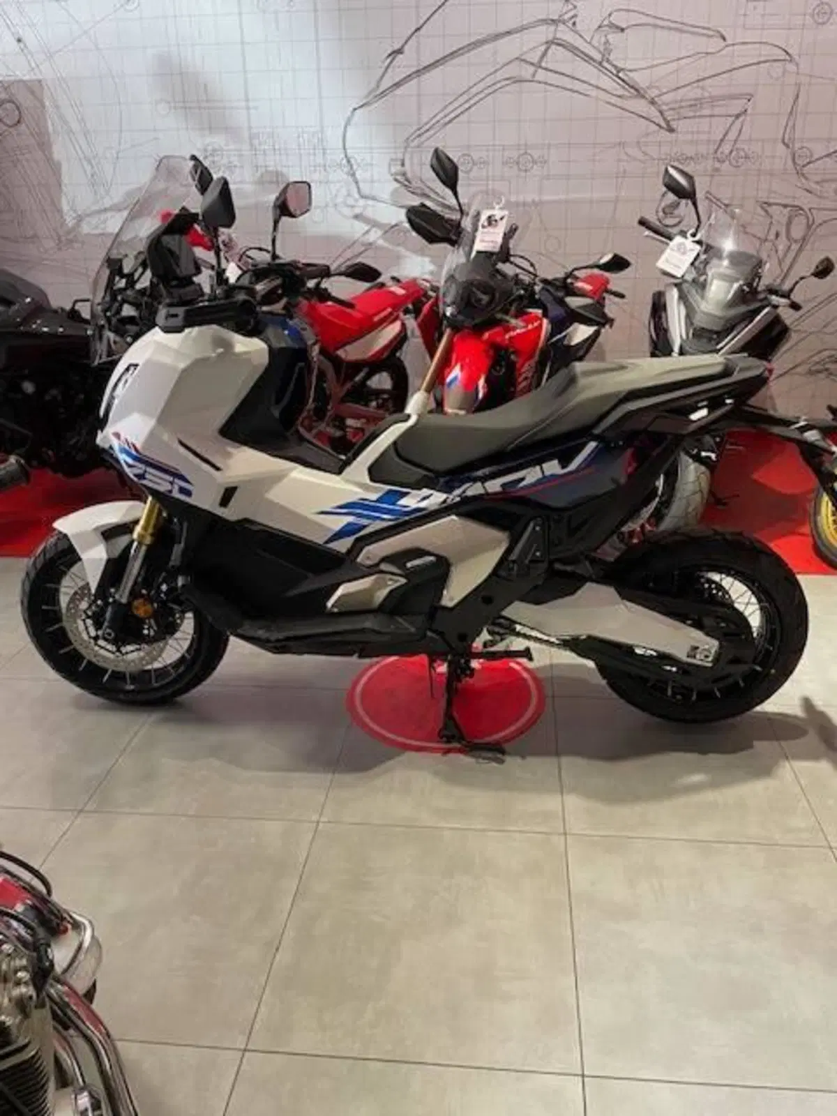 Honda X-ADV 750 Special Edition (2026) (7)
