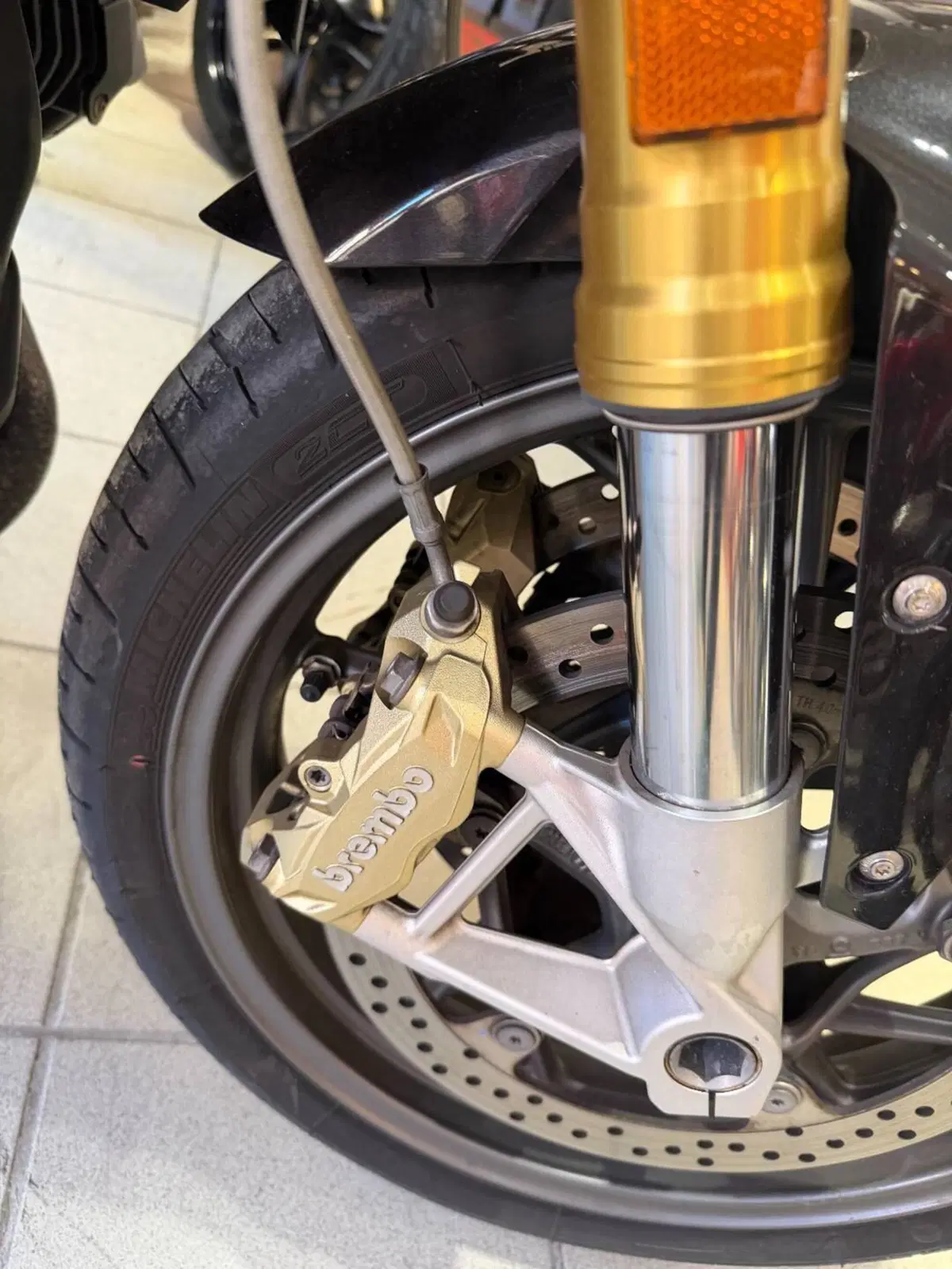 Bmw R 1200 R (2017 - 18) (11)