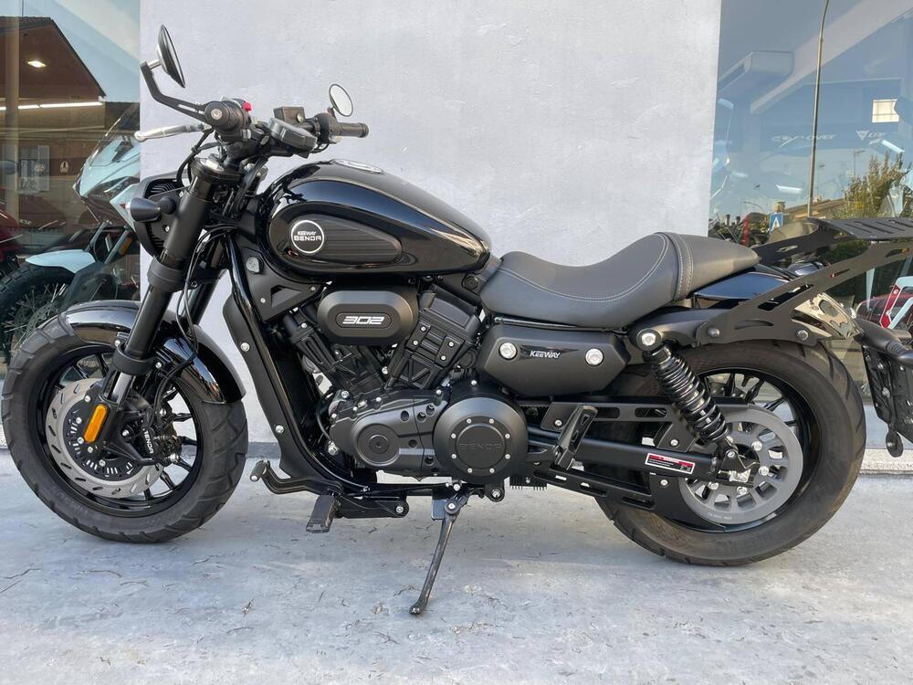 Keeway Motor V302 C (2022 - 25) (2)