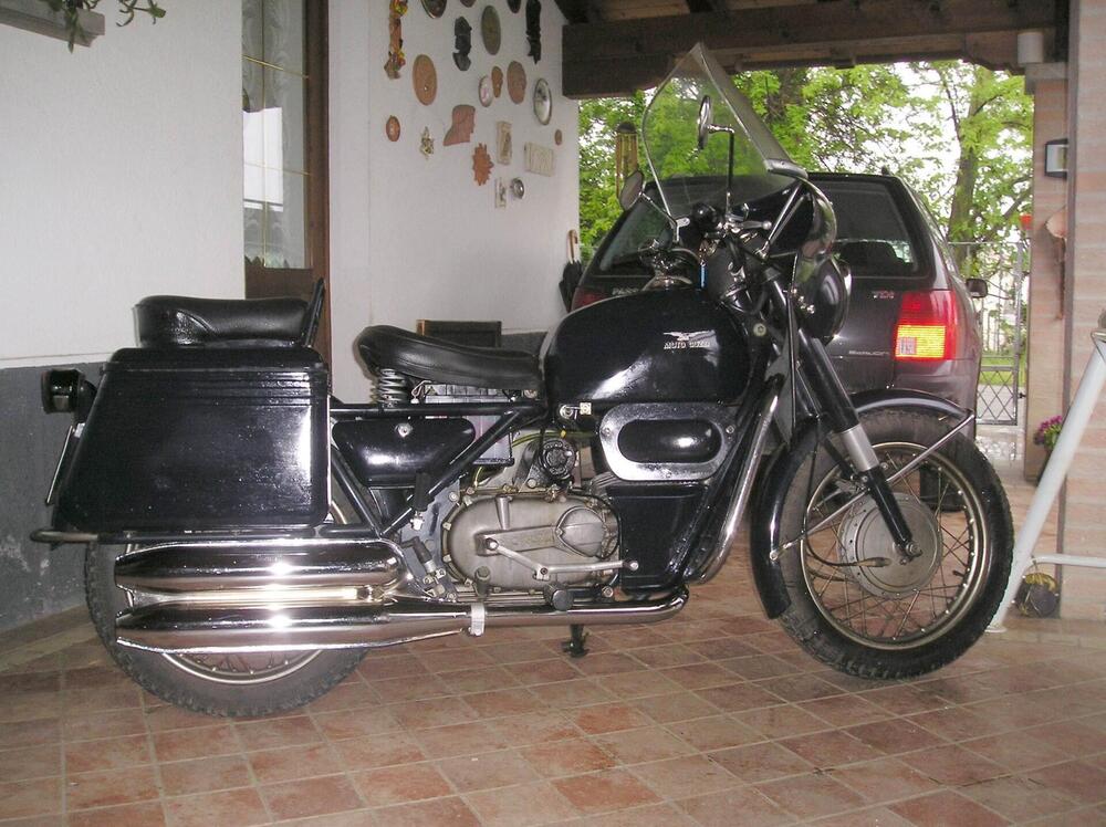 Moto Guzzi Nuovo Falcone Sahara (4)
