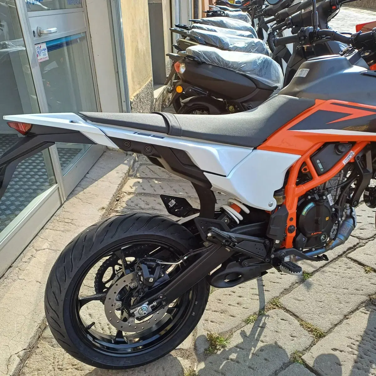 KTM 125 SMC R (2025 - 26) (3)