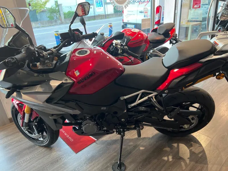 Suzuki GSX-S1000GX (2024 - 26) (2)