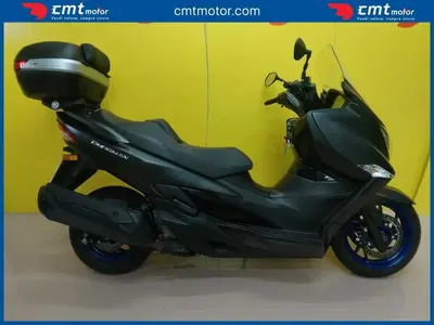 Suzuki Burgman 400 (2022 - 24) usata