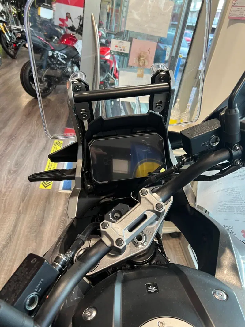 Suzuki V-Strom 1050SE (2025 - 26) (4)