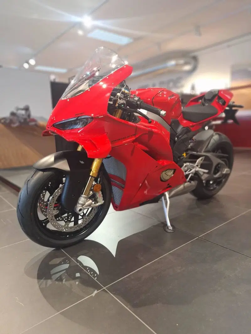 Ducati Panigale V4 S (2025 - 26) (4)
