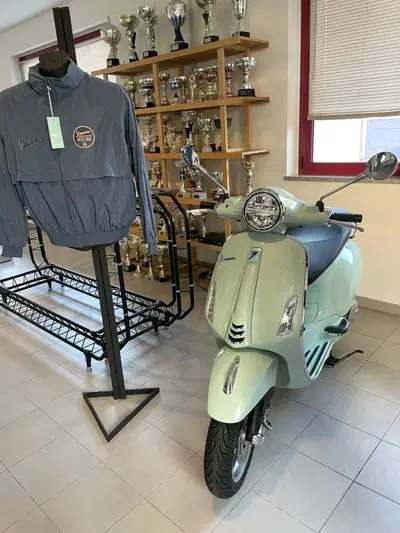 Vespa Primavera 125 (2024 - 25) nuova