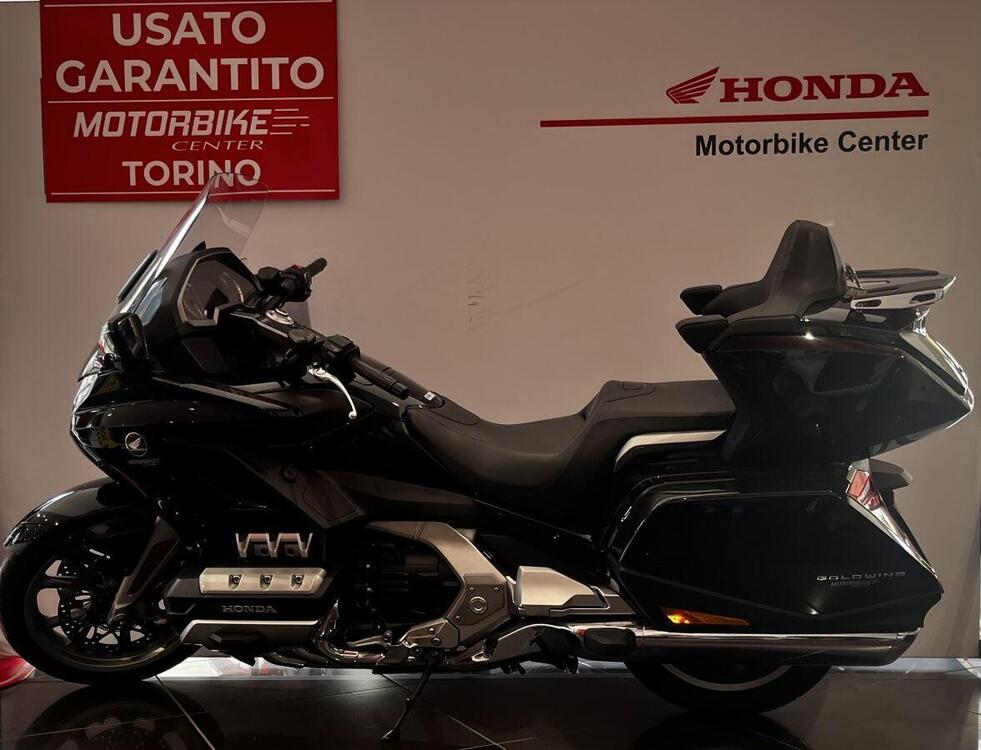 Honda GL 1800 Gold Wing Tour (2018 - 20) (2)