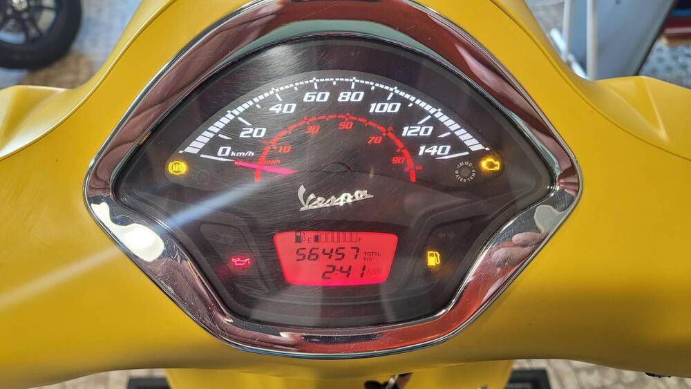 Vespa GTS 300 Super Sport (2017 - 19) (5)