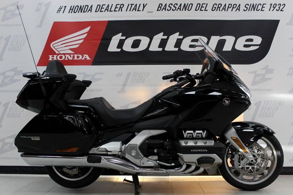 Honda GL 1800 Gold Wing Tour DTC (2018 - 20)