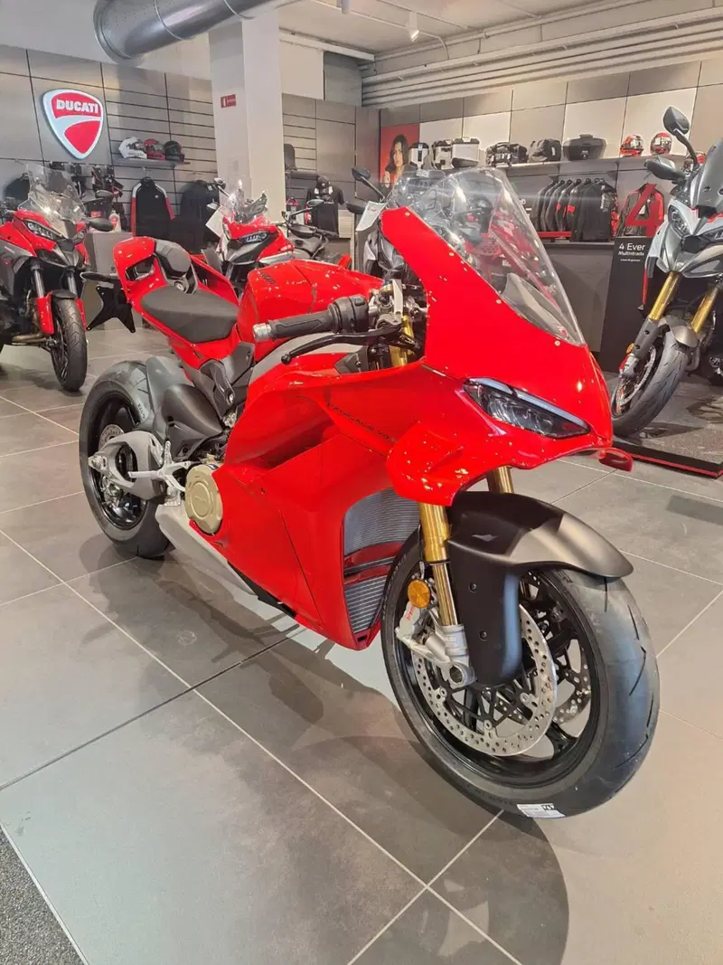 Ducati Panigale V4 S (2025 - 26) (2)
