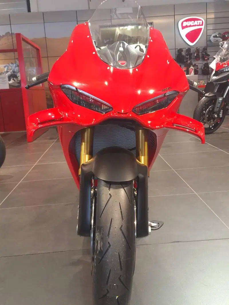 Ducati Panigale V4 S (2025 - 26) (4)