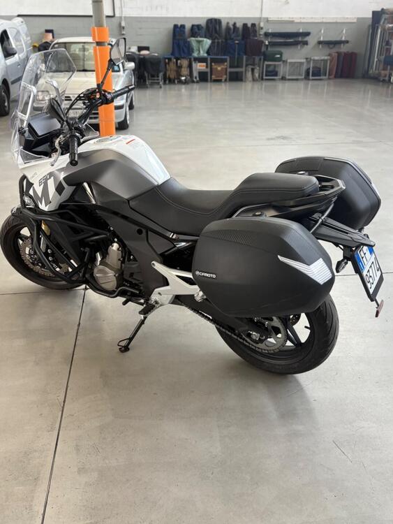 CFMOTO 650MT (2021 - 24) (2)