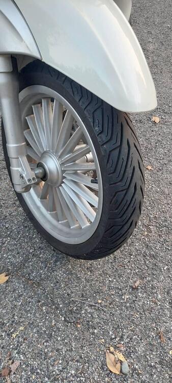 Piaggio Beverly 300 i.e. (2010 - 16) (5)