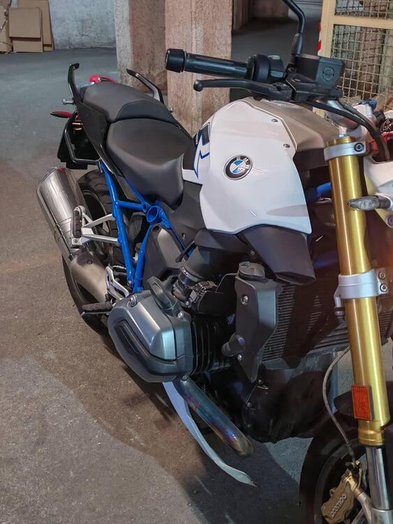 Bmw R 1200 R (2017 - 18) (2)