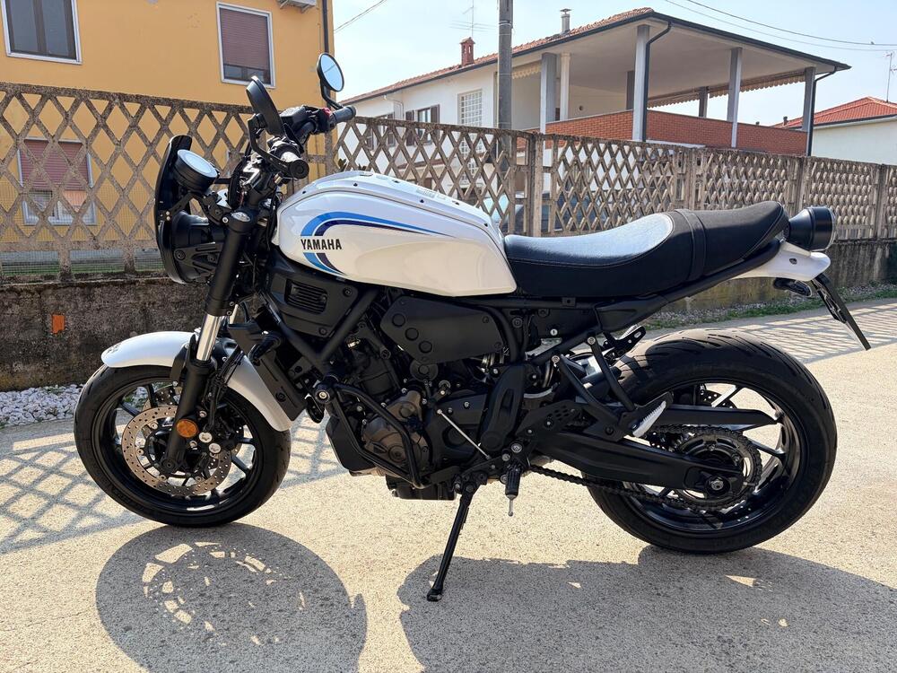 Yamaha XSR 700 (2022 - 25)