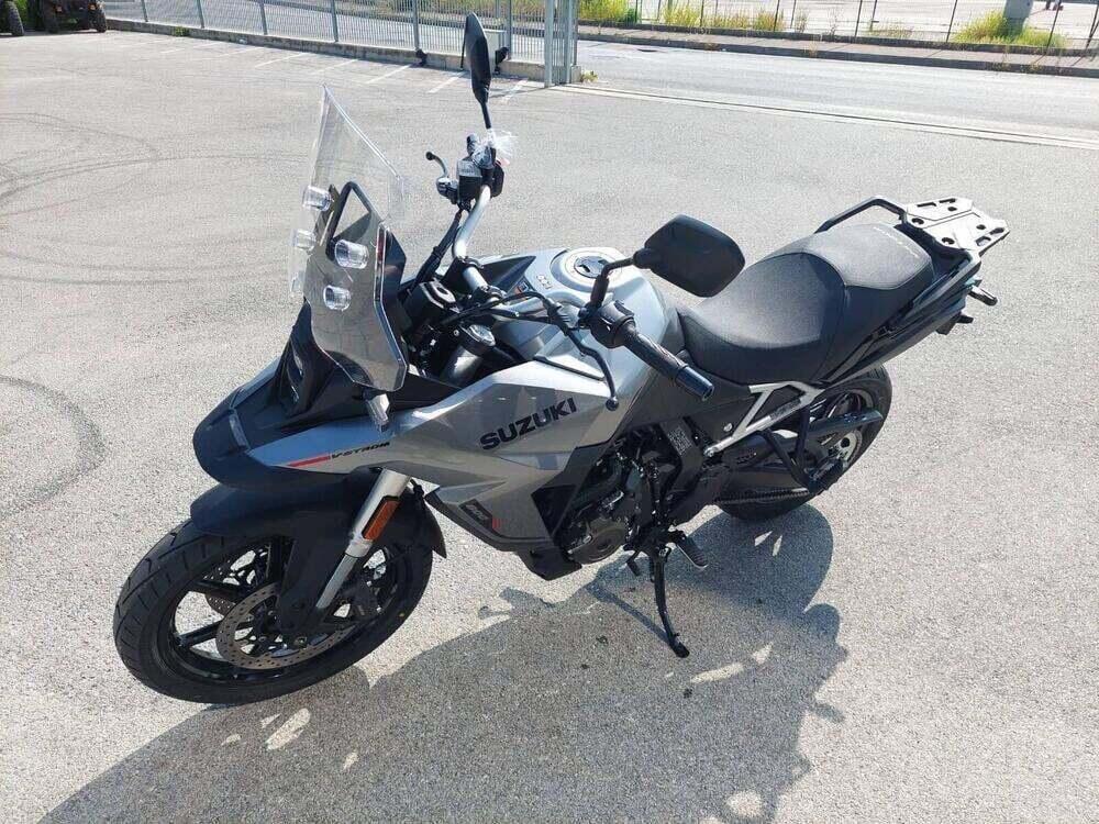 Suzuki V-Strom 800SE (2025) (4)