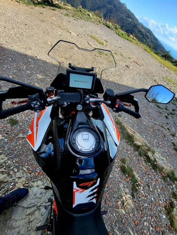 KTM 1290 Super Duke GT (2019 - 20) (2)