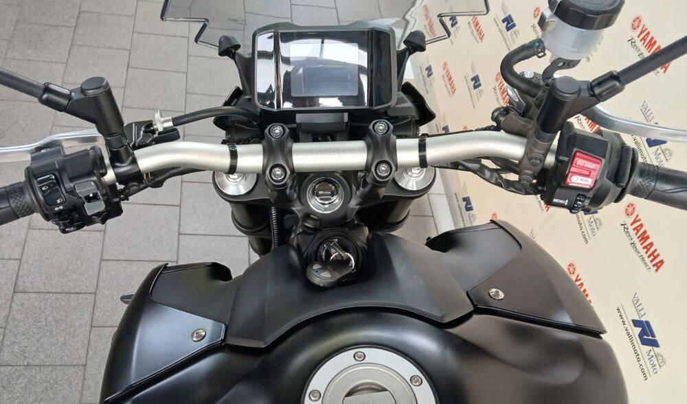Yamaha MT-09 (2021 - 23) (5)