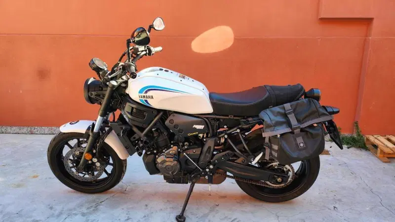 Yamaha XSR 700 (2022 - 26) (2)