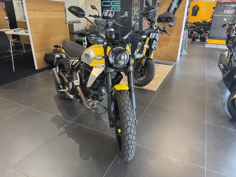 Ducati Scrambler 800 Icon (2023 - 24) (2)