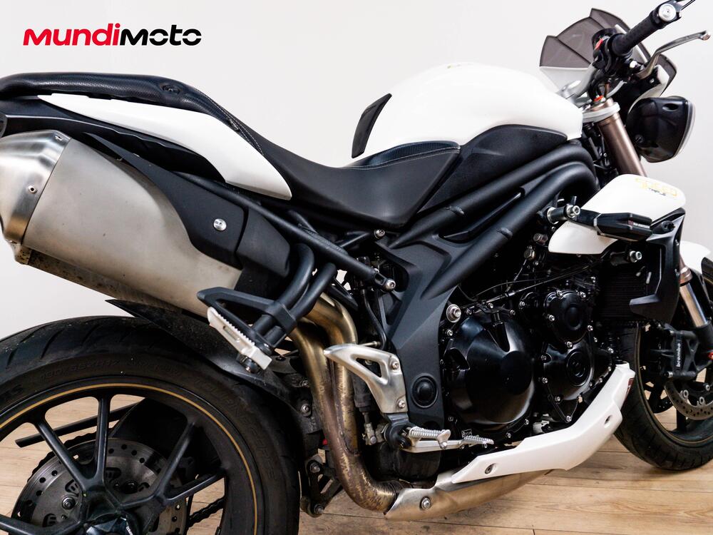 Triumph Speed Triple 1050 R ABS (2011 - 15) (4)