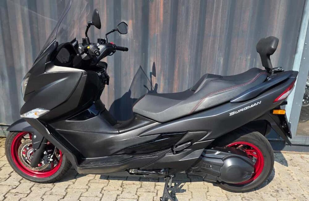 Suzuki Burgman AN 400 (2017 - 20) (2)