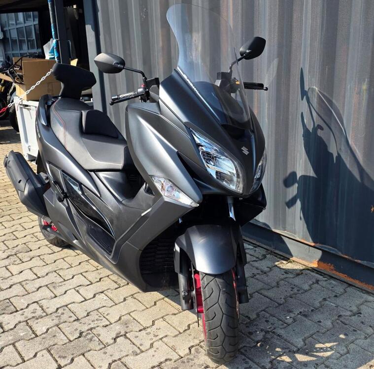 Suzuki Burgman AN 400 (2017 - 20) (3)