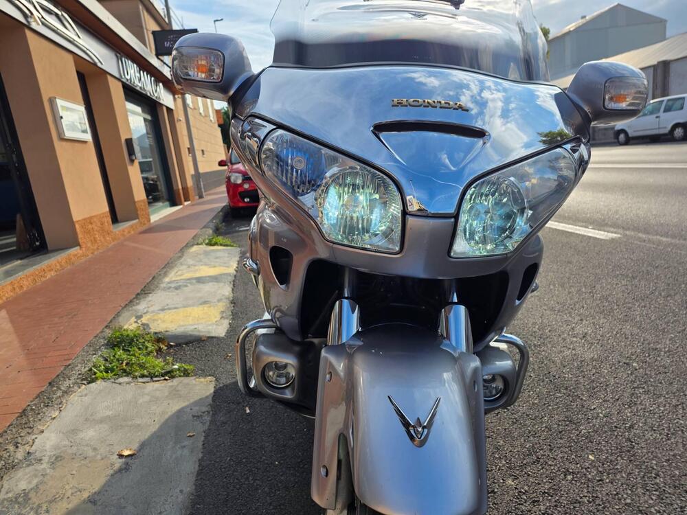 Honda GL 1800 Gold Wing (2007 - 11) (4)