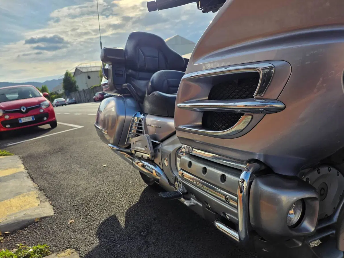 Honda GL 1800 Gold Wing (2007 - 11) (16)