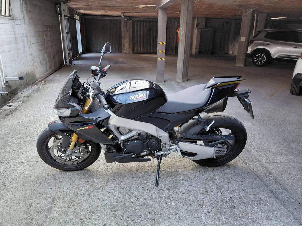 Aprilia Tuono V4 Factory (2021 - 24) (3)