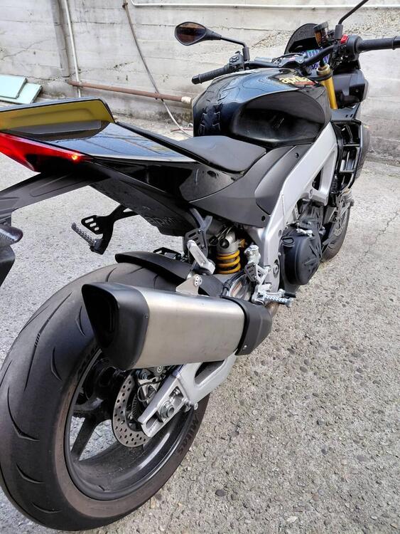 Aprilia Tuono V4 Factory (2021 - 24) (4)