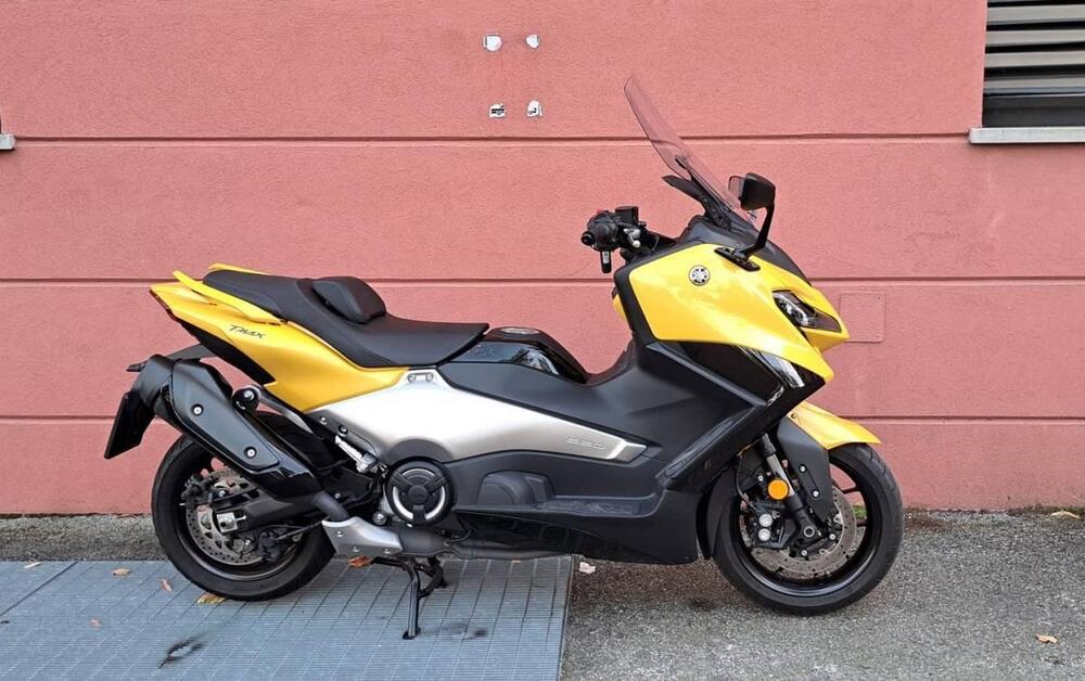 Yamaha T-Max 560 (2022 - 24) (2)