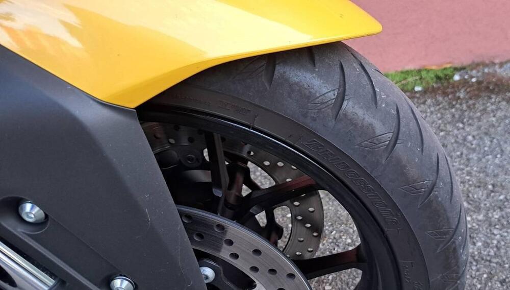 Yamaha T-Max 560 (2022 - 24) (3)