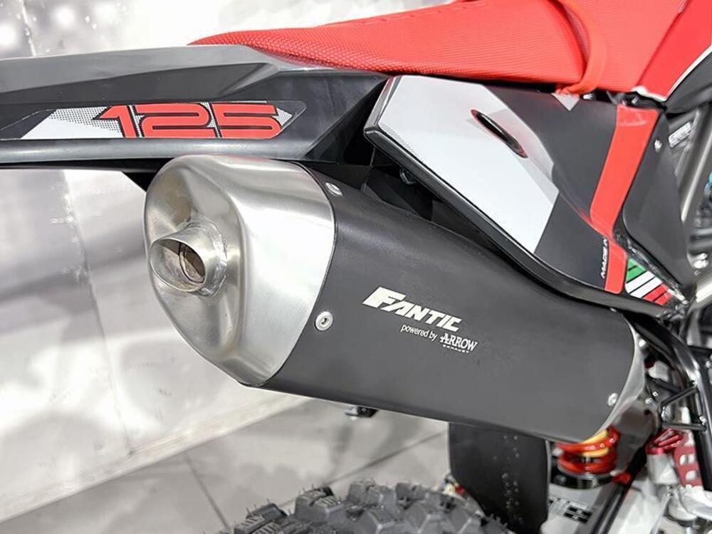 Fantic Motor XEF 125 Competition (2025) (3)