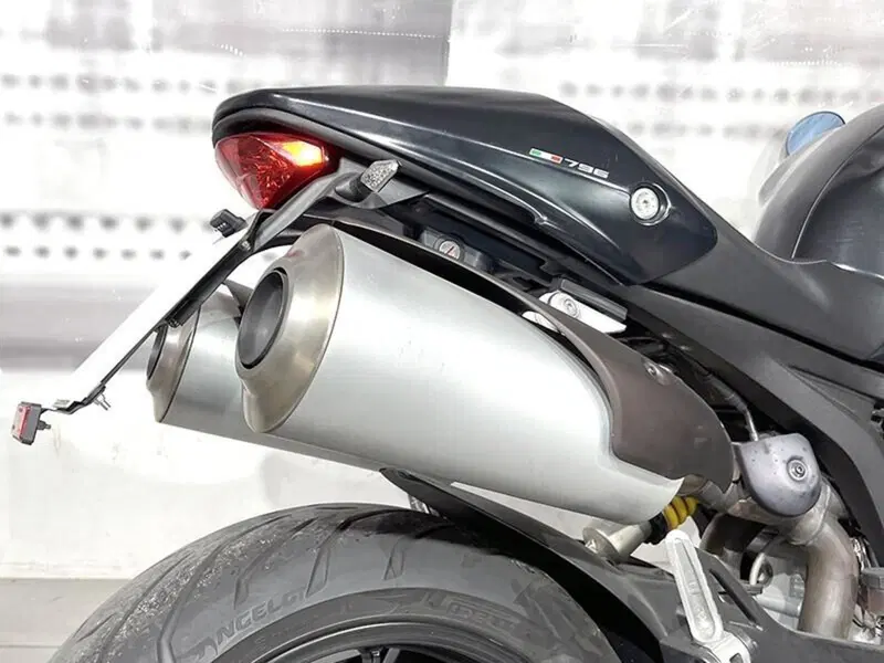 Ducati Monster 796 (2010 - 13) (3)