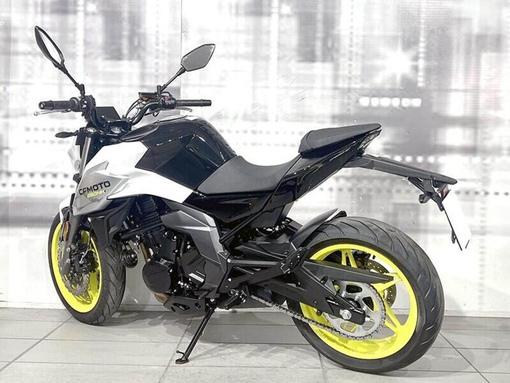 CFMOTO 650NK (2021 - 24) (2)