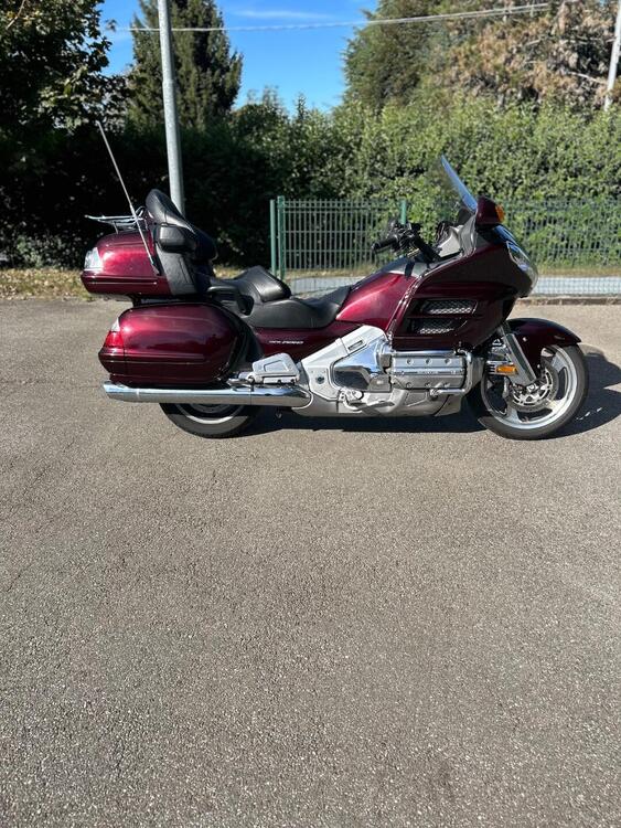 Honda GL 1800 Gold Wing (2007 - 11) (4)