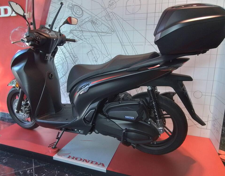 Honda SH 350 Sport (2021 - 24) (4)