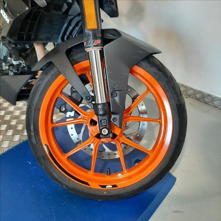 KTM 125 Duke (2021 - 23) (3)